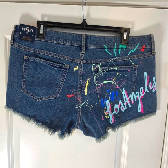 Hollister Junior Girls Distressed Blue Jean Shorts Size 15 - Picture 2 of 6